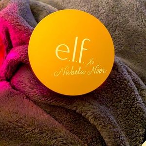 Elf Nabela Noor highlighter